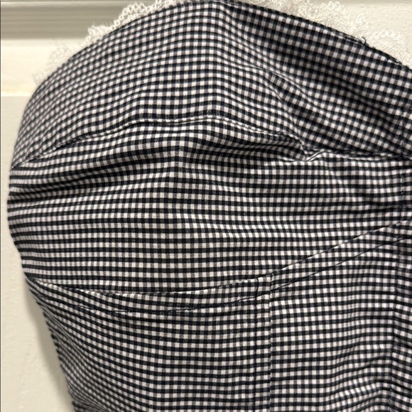 Black and White Fitted Bustier Camisole Crop Top - Picture 2 of 10